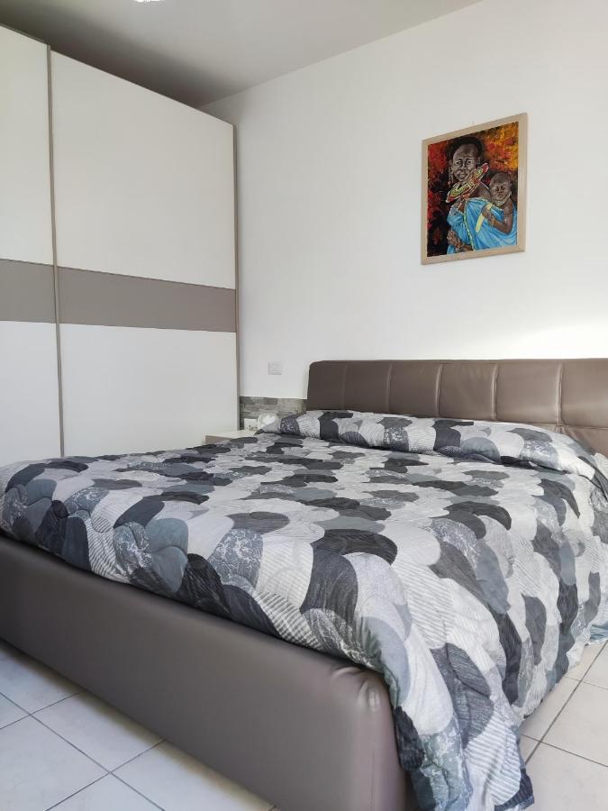 Vico Stazione Apartment Uta Екстериор снимка